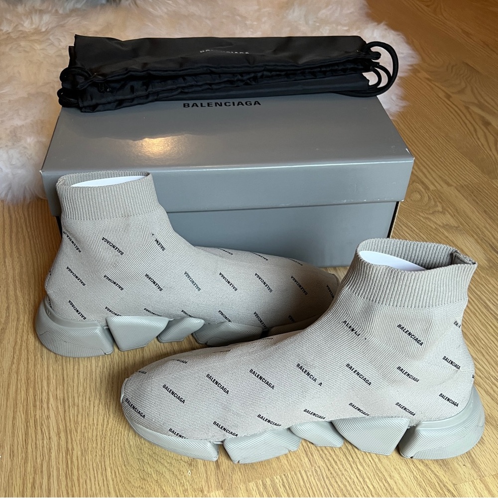 Balenciaga Speed Allover Logo Sneaker 2.0 Size 44 Sand/Soft Beige/Black